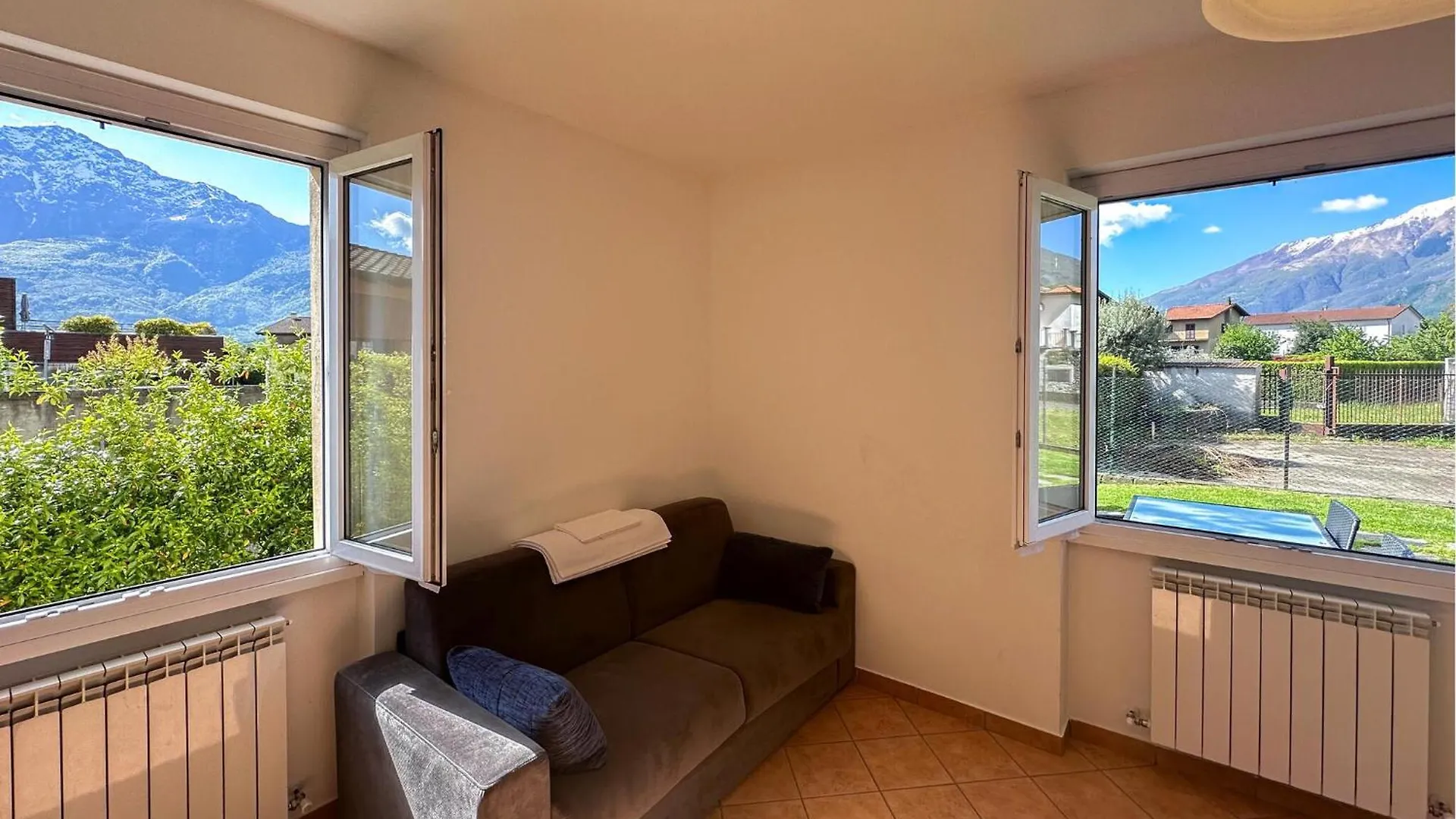 Gorgeous Apartment In Domaso With Wifi Italy
