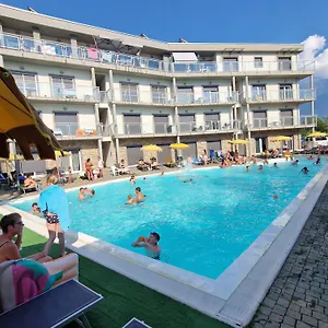 Alessandra Aparthotel